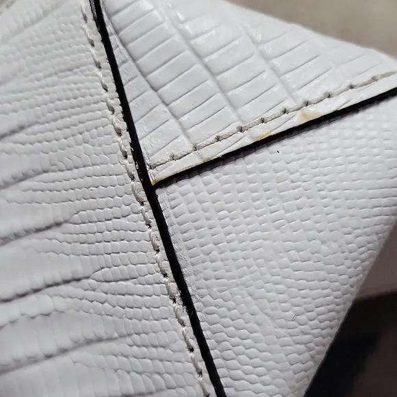 Juicy Couture Textured Black and White Tote - Picture 12 of 12